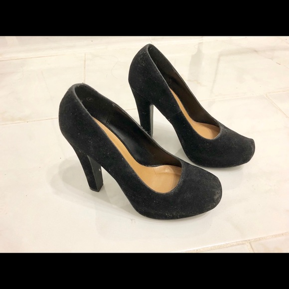 BLACK MARYJANE PUMP - Picture 2 of 2